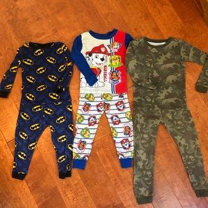 3 pairs of Toddler Boys Pajamas long sleeve